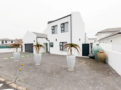 3 Bedroom House For Sale in St Helena Bay - m0rh.webp