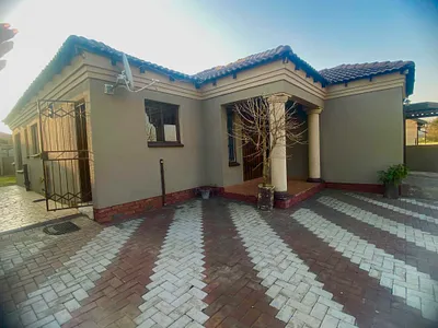 3 Bedroom House For Sale in Pretoria - E6Na.webp