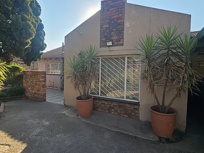 3 Bedroom House For Sale in Brakpan - img