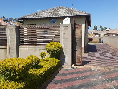 3 Bedroom House To Rent in Pretoria - uWmL.webp