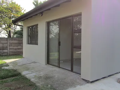 1 Bedroom Apartment To Rent in Amanzimtoti - mjYc.webp