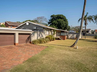3 Bedroom House For Sale in Amanzimtoti - v2lw.webp