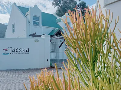 2 Bedroom Apartment To Rent in Hermanus - S5tI.webp