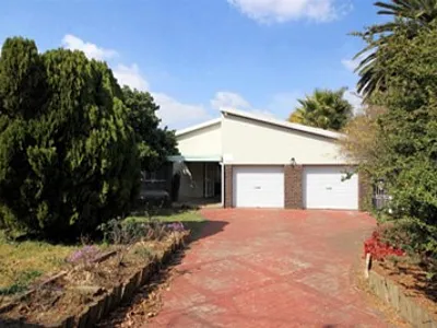 3 Bedroom House For Sale in Germiston - UrMF.webp