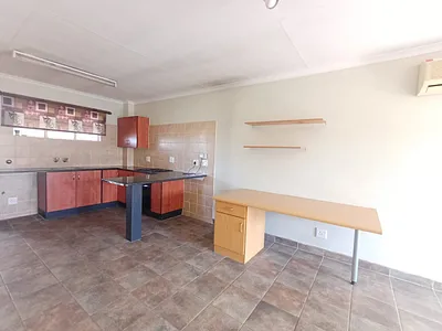 1 Bedroom Apartment For Sale in Pretoria - lOwu.webp