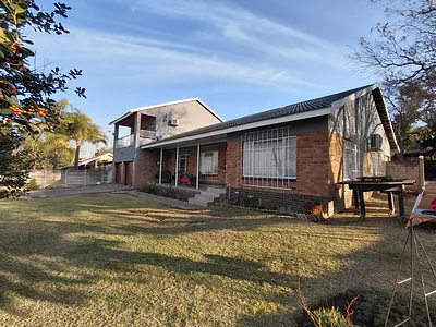 3 Bedroom House For Sale in Newcastle - Z69X.webp