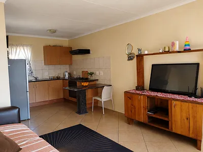 2 Bedroom Apartment For Sale in Potchefstroom - WxBi.webp