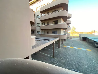 2 Bedroom Apartment For Sale in Potchefstroom - lEXb.webp