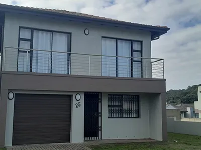 3 Bedroom House For Sale in East London - dEn4.webp