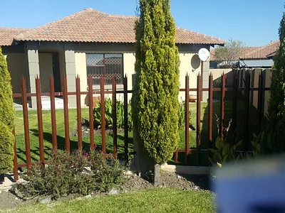 3 Bedroom Townhouse To Rent in Secunda - img