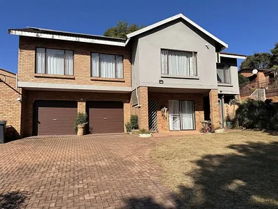 7 Bedroom House For Sale in Nelspruit - img