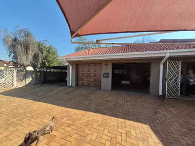 4 Bedroom House For Sale in Alberton - img