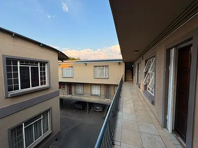 2 Bedroom Apartment For Sale in Bo-dorp, Rustenburg - sPOF.webp
