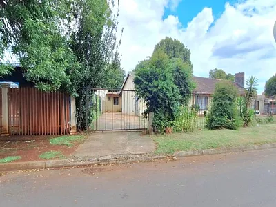2 Bedroom House For Sale in Germiston - img