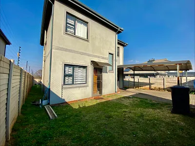 4 Bedroom House For Sale in Pretoria - t5SU.webp