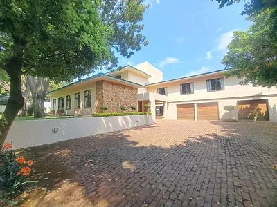 5 Bedroom House For Sale in Rustenburg - img