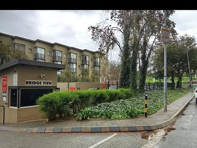 1 Bedroom Apartment To Rent in Johannesburg - 6RGo.webp