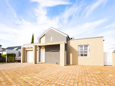 2 Bedroom House For Sale in Kraaifontein - pnOs.webp