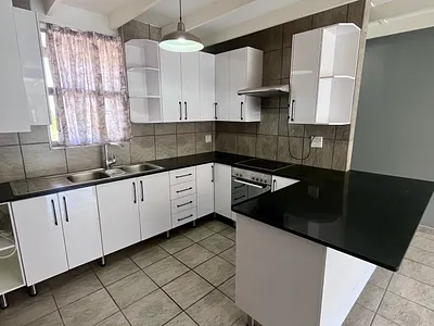 1 Bedroom Apartment For Sale in Pretoria - Mgq4.webp