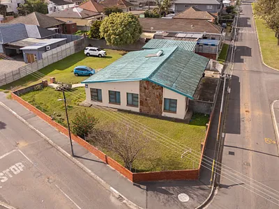 4 Bedroom House For Sale in Parow - VJey.webp