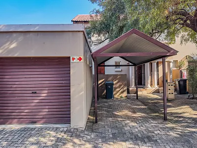 2 Bedroom Apartment For Sale in Randburg - img
