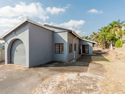 3 Bedroom House For Sale in Pinetown - img