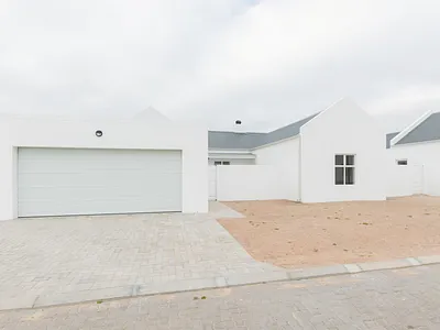 3 Bedroom House For Sale in Velddrif - img
