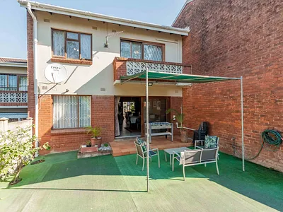 3 Bedroom Apartment For Sale in Durban - img