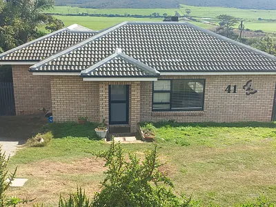 2 Bedroom House For Sale in Klein Brak Rivier - img