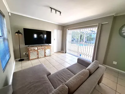 4 Bedroom House To Rent in Blouberg - img