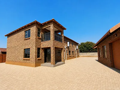 Commercial Property For Sale in Northam - CX10.webp