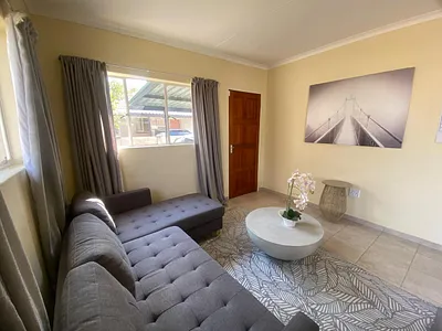 3 Bedroom House For Sale in Rustenburg - img