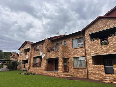 2 Bedroom Apartment For Sale in Roodepoort - RfPB.webp