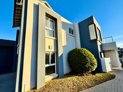 3 Bedroom House For Sale in Hartbeespoort - NIvs.webp