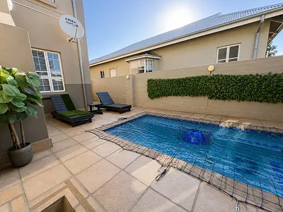4 Bedroom Townhouse For Sale in Rustenburg - 6dXX.webp