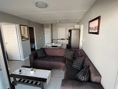 2 Bedroom Apartment To Rent in Langebaan - bU2p.webp