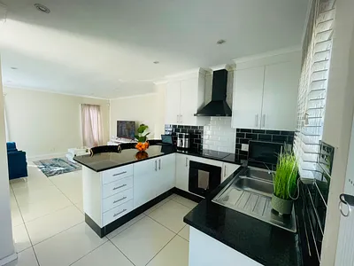 3 Bedroom Townhouse For Sale in East London - XpbF.webp