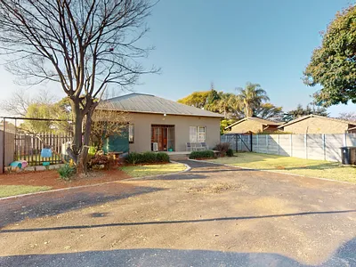 3 Bedroom House For Sale in Boksburg - rxH6.webp