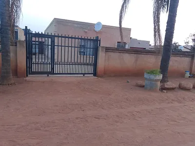 3 Bedroom House For Sale in Soshanguve - img