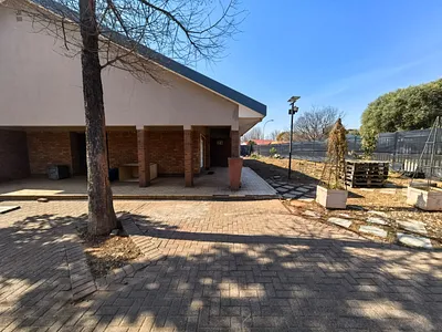4 Bedroom House For Sale in Parys - img