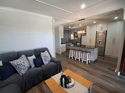 3 Bedroom House For Sale in East London - d53l.webp