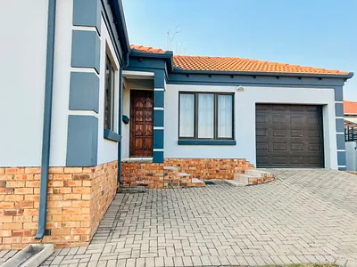 3 Bedroom House To Rent in Witbank - img