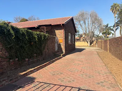 3 Bedroom House For Sale in Witbank - img