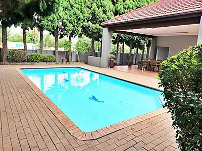 3 Bedroom Townhouse For Sale in Edenvale - img