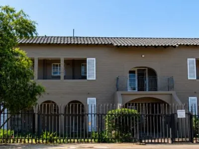 1 Bedroom Townhouse For Sale in Germiston - SohT.webp