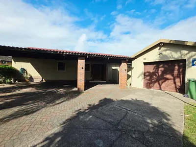 4 Bedroom House For Sale in Richards Bay - img