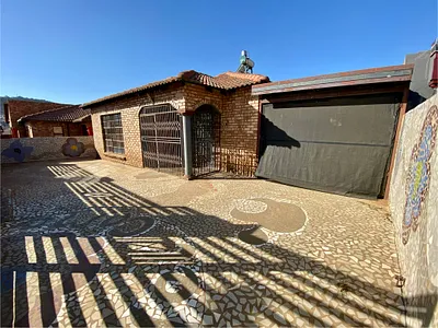 3 Bedroom House For Sale in Pretoria - 09VU.webp