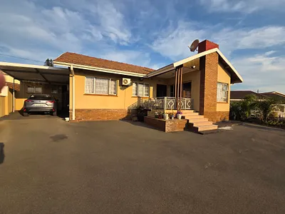 3 Bedroom House To Rent in Durban - TPY6.webp