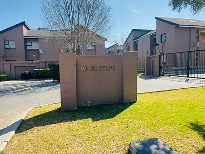 2 Bedroom Apartment For Sale in Brakpan - F8iV.webp