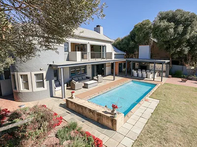 5 Bedroom House For Sale in Hartbeespoort - kR80.webp